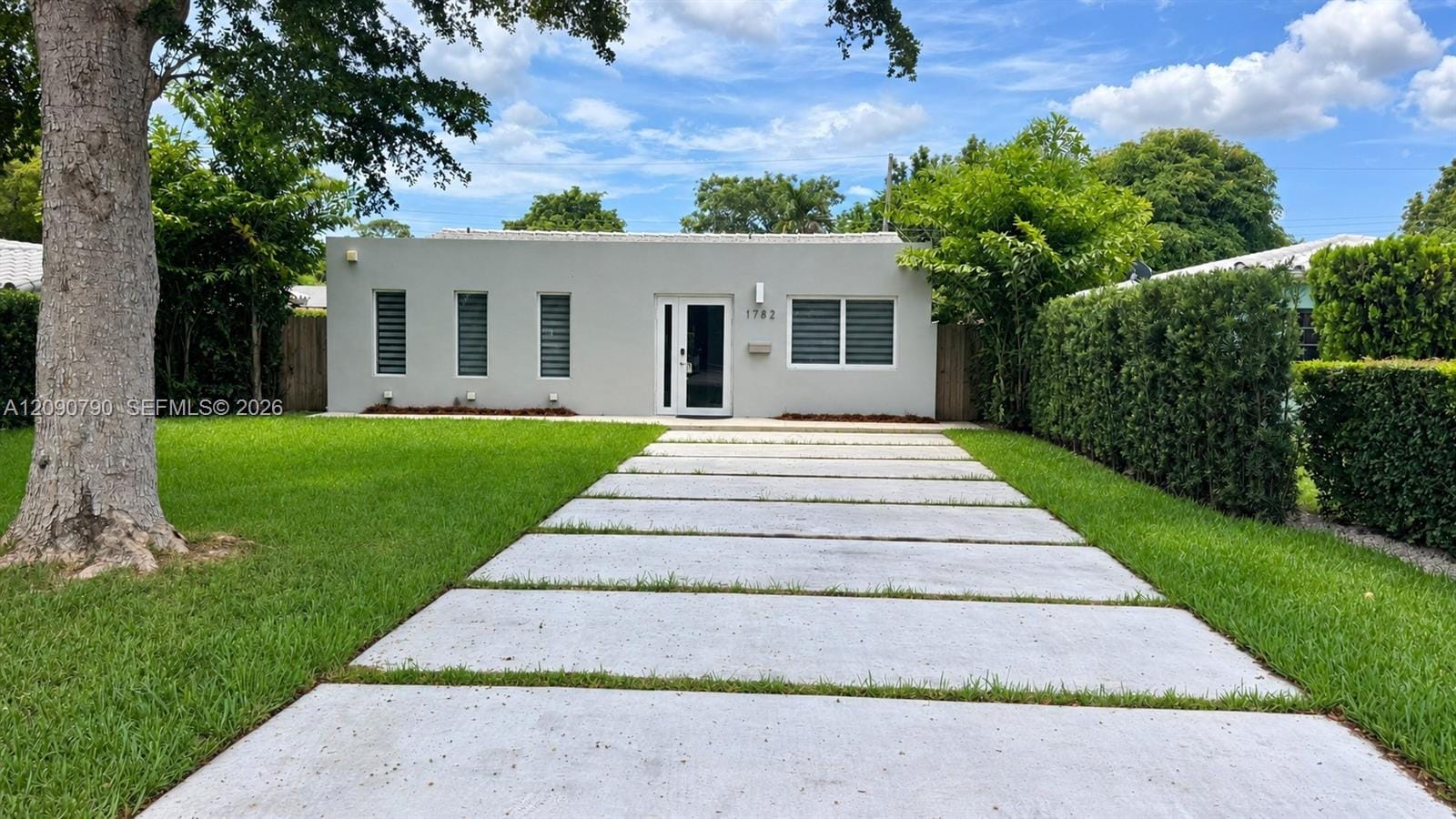 1782 NE 177th Street, North Miami Beach, FL 33162 photo 1