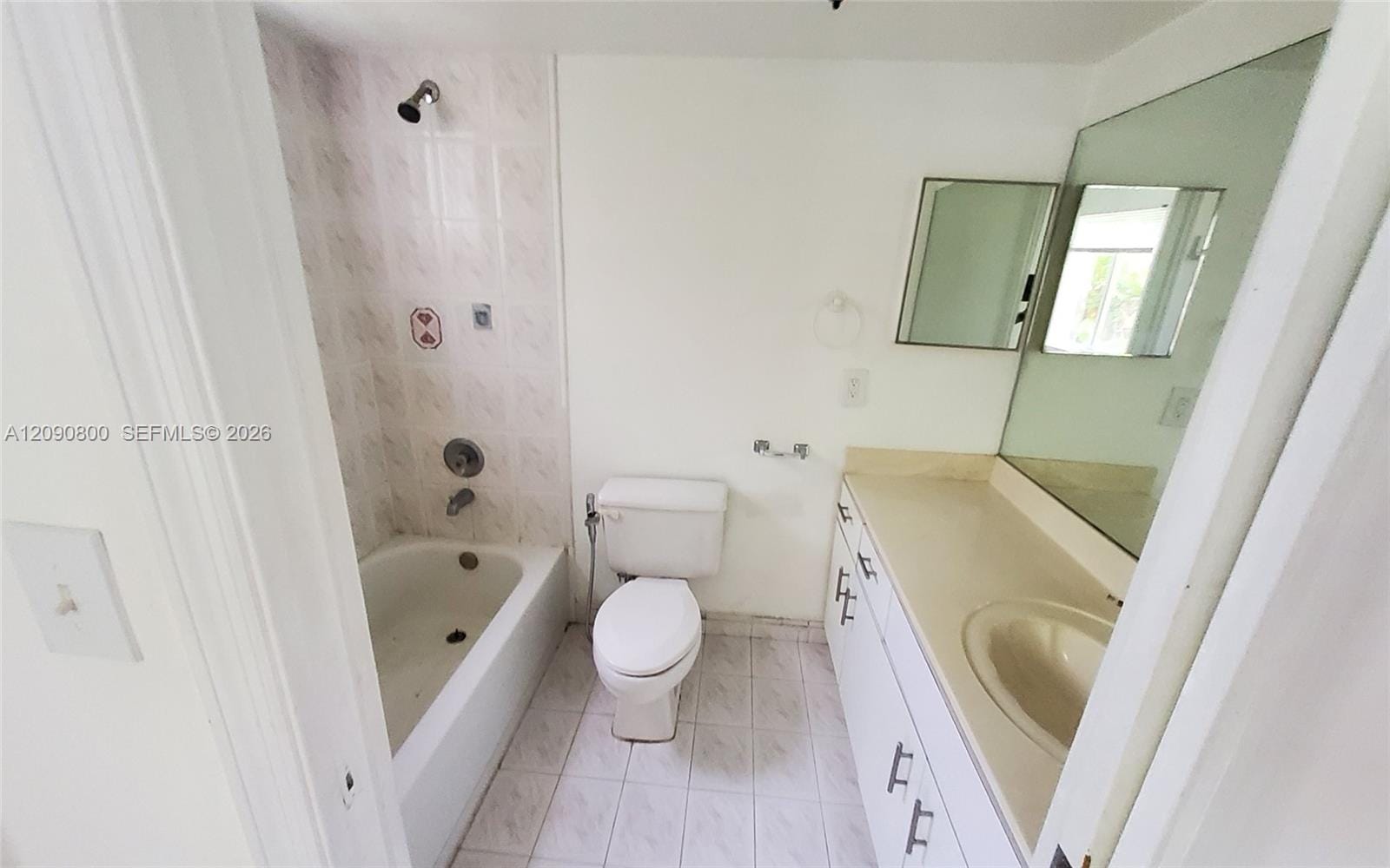 5810 W 18th Lane 101, Hialeah, FL 33012 photo 17