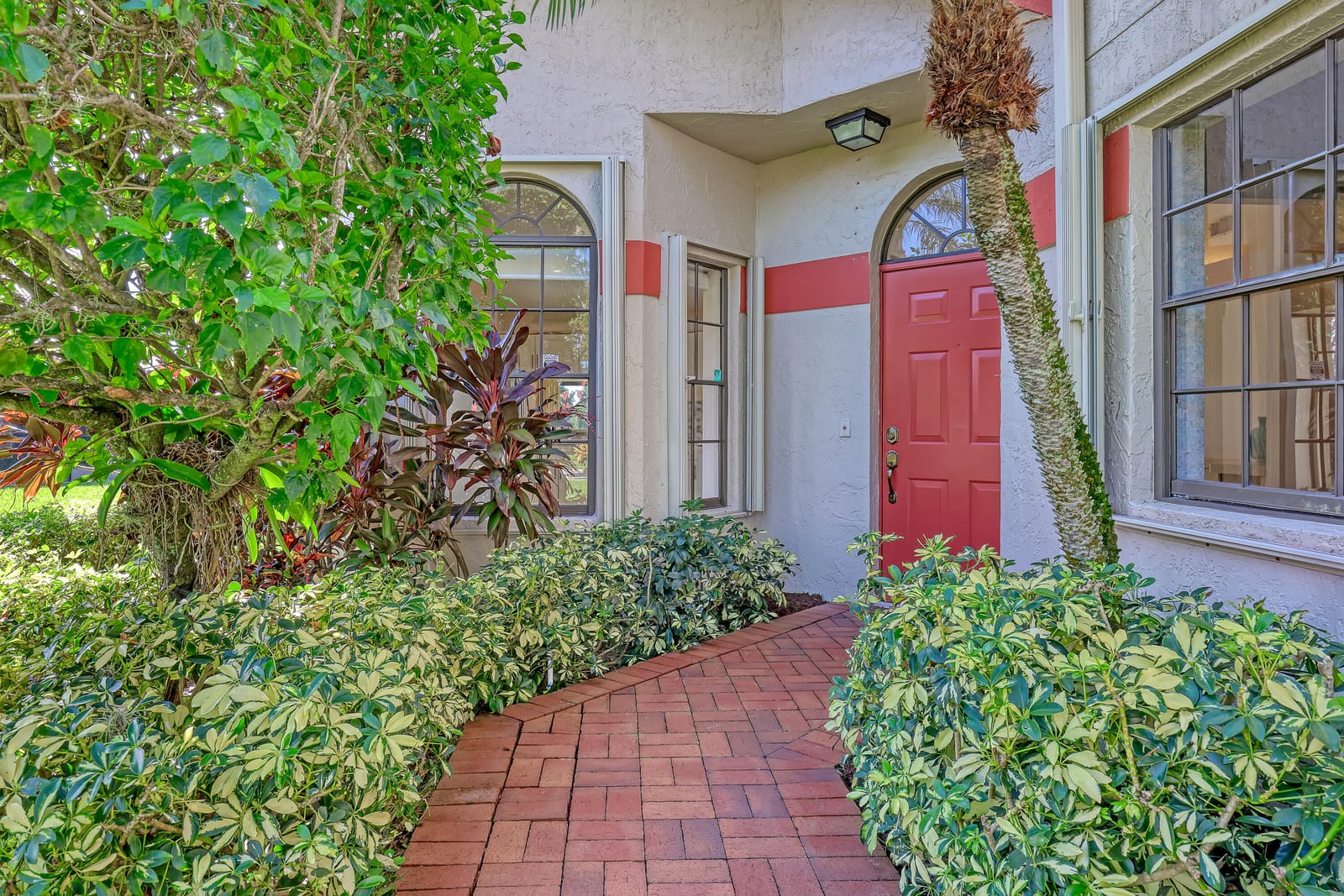 7744 Lexington Club Boulevard