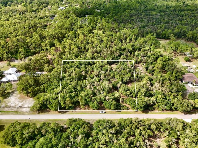 260 & 280 35th Avenue NW, Naples, FL 34120