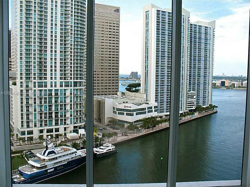 465 Brickell Avenue 3002 — photo 3