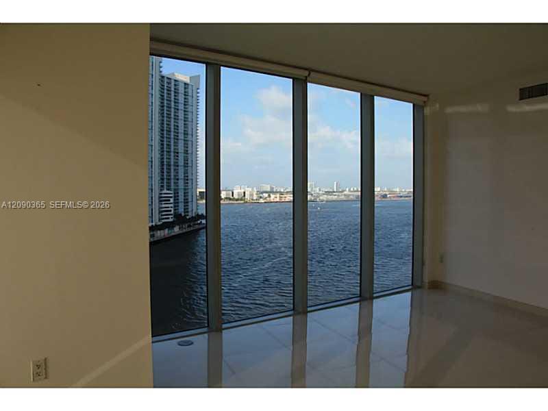 465 Brickell Avenue 3002 — photo 6