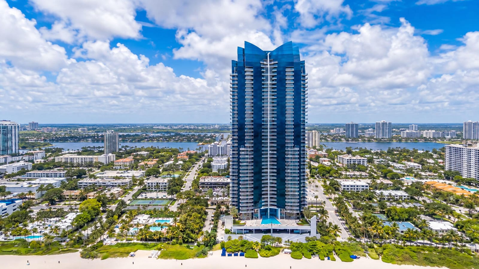 17121 Collins Avenue 2207 — photo 2