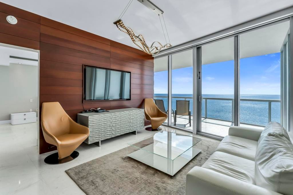 17121 Collins Avenue 2207 — photo 11