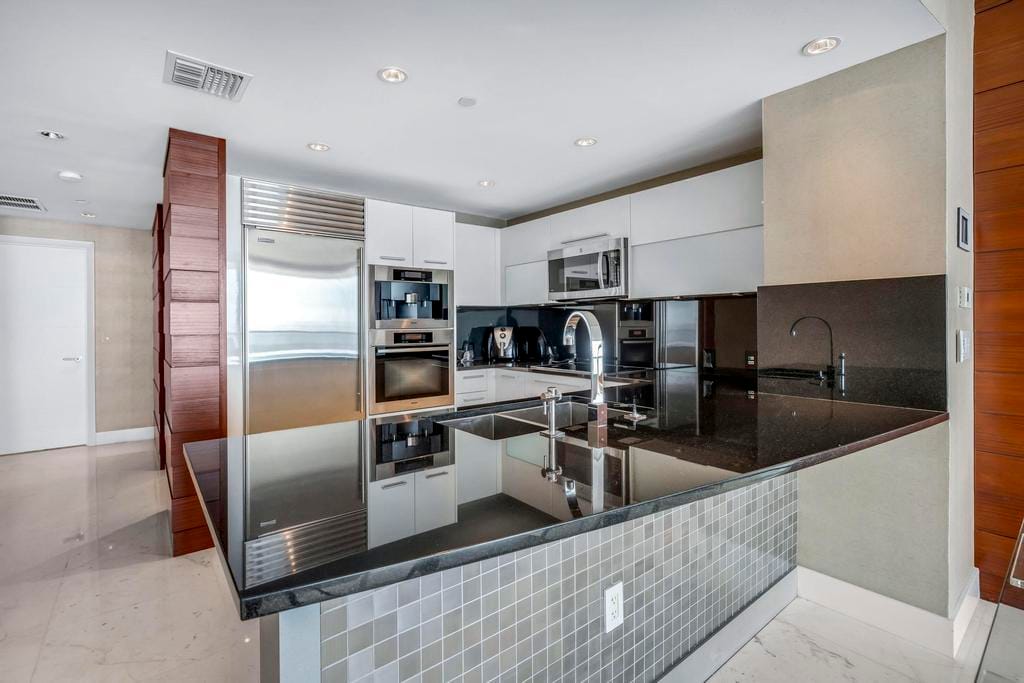 17121 Collins Avenue 2207, Sunny Isles Beach, FL 33160 photo 15
