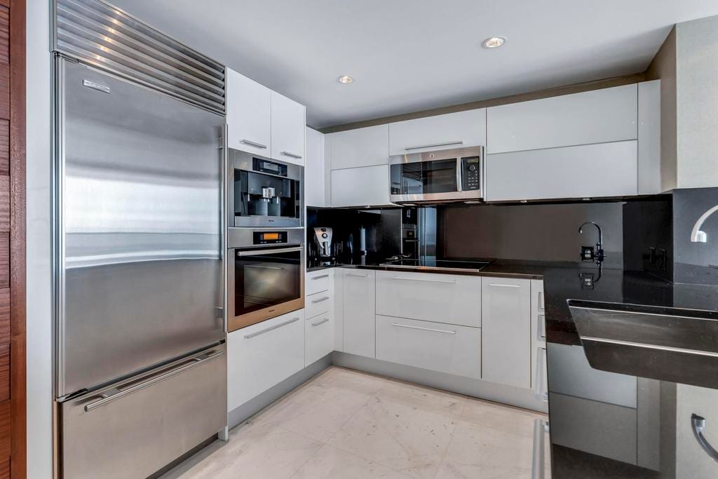 17121 Collins Avenue 2207, Sunny Isles Beach, FL 33160 photo 17