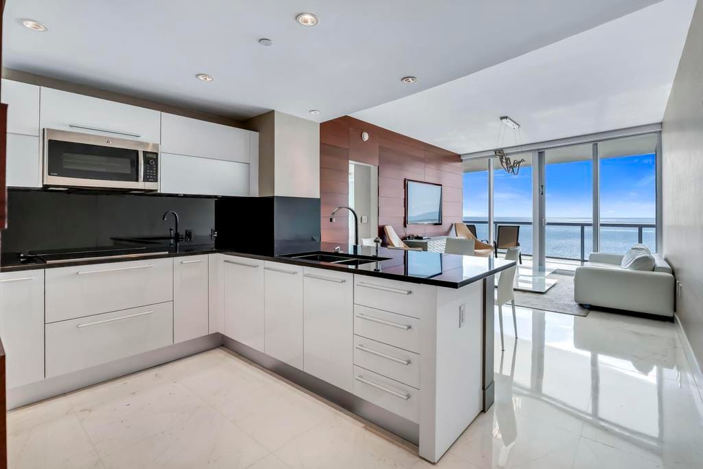 17121 Collins Avenue 2207, Sunny Isles Beach, FL 33160 photo 19