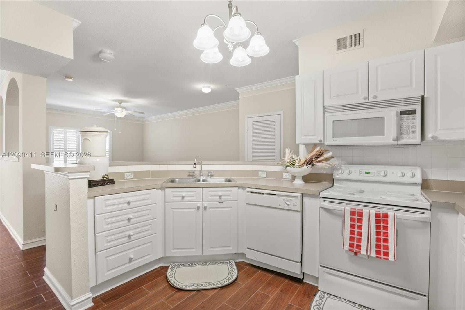 211 Longview 102, Kissimmee, FL 34747 photo 4