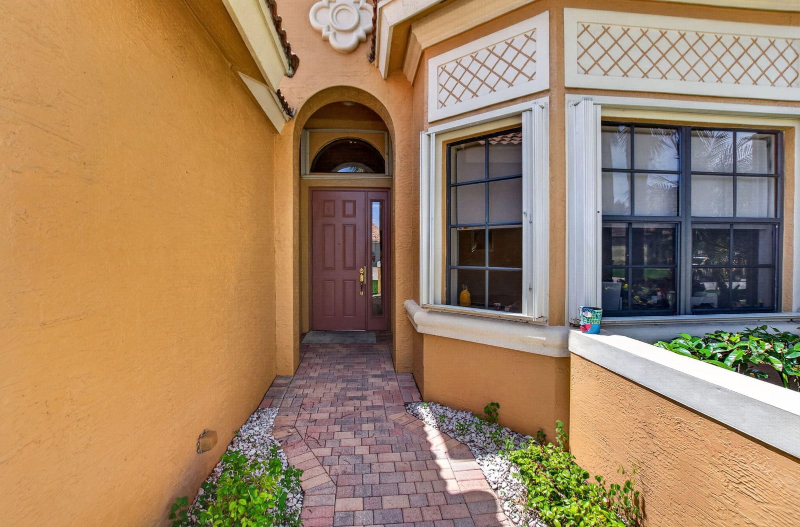 9732 Isles Cay Drive — photo 6