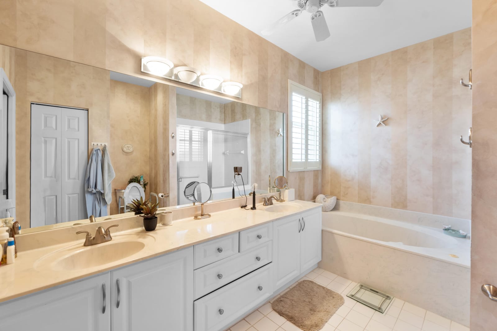 10665 ROYAL CARIBBEAN Circle, Boynton Beach, FL 33437 photo 20