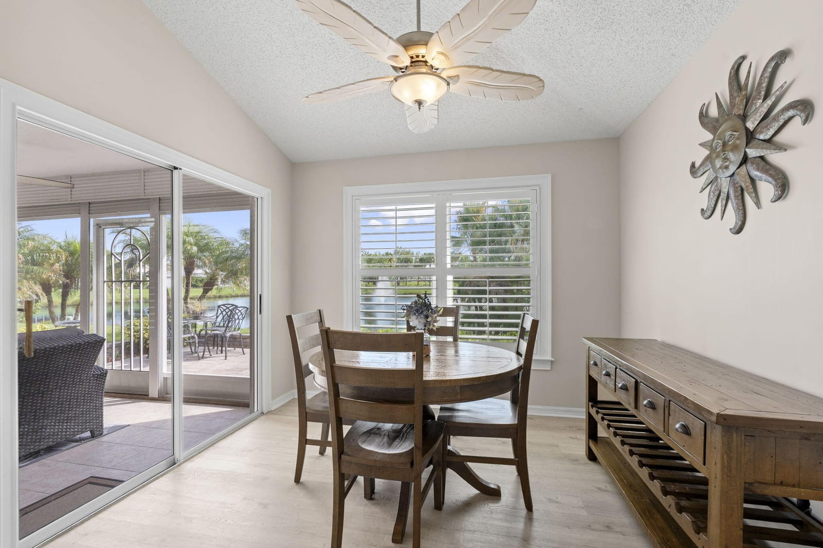 550 PAUROTIS Lane — photo 11