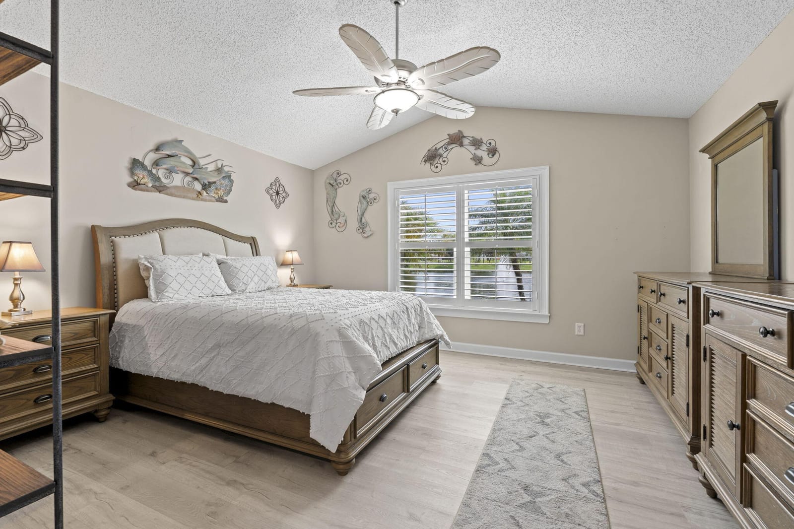 550 PAUROTIS Lane — photo 12