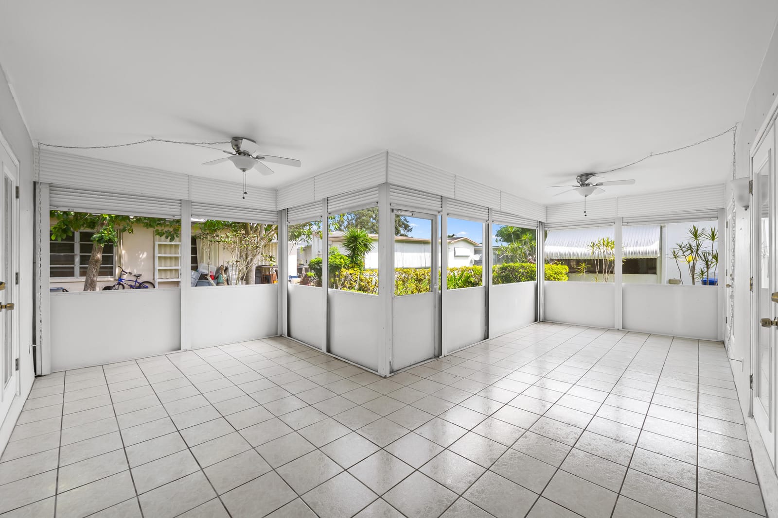 6995 NW 10TH Court, Margate, FL 33063 photo 29