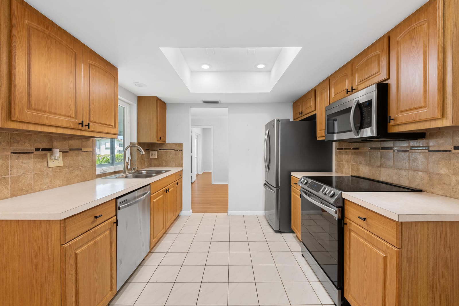 6995 NW 10TH Court, Margate, FL 33063 photo 4