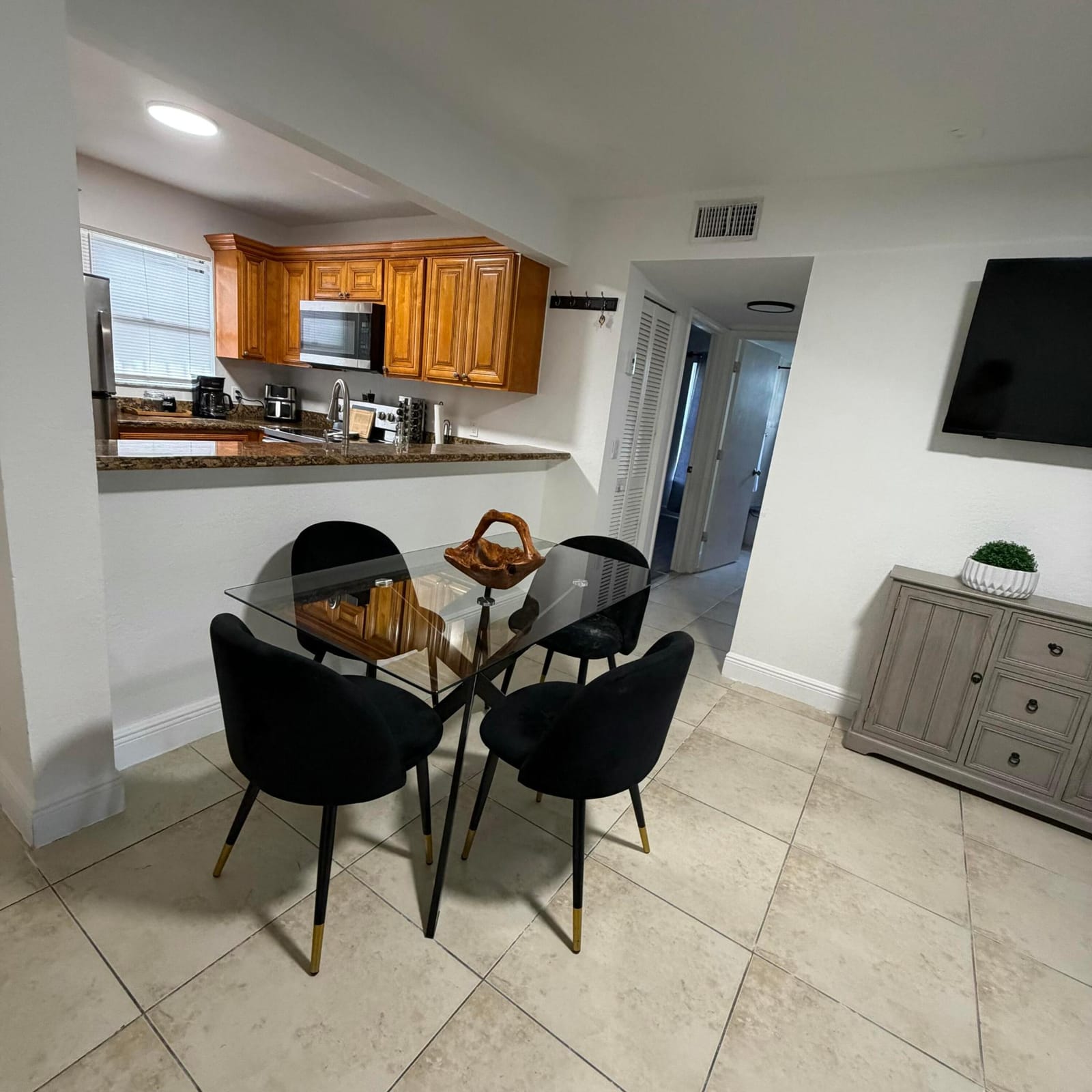 1620 BALFOUR POINT Drive B — photo 3