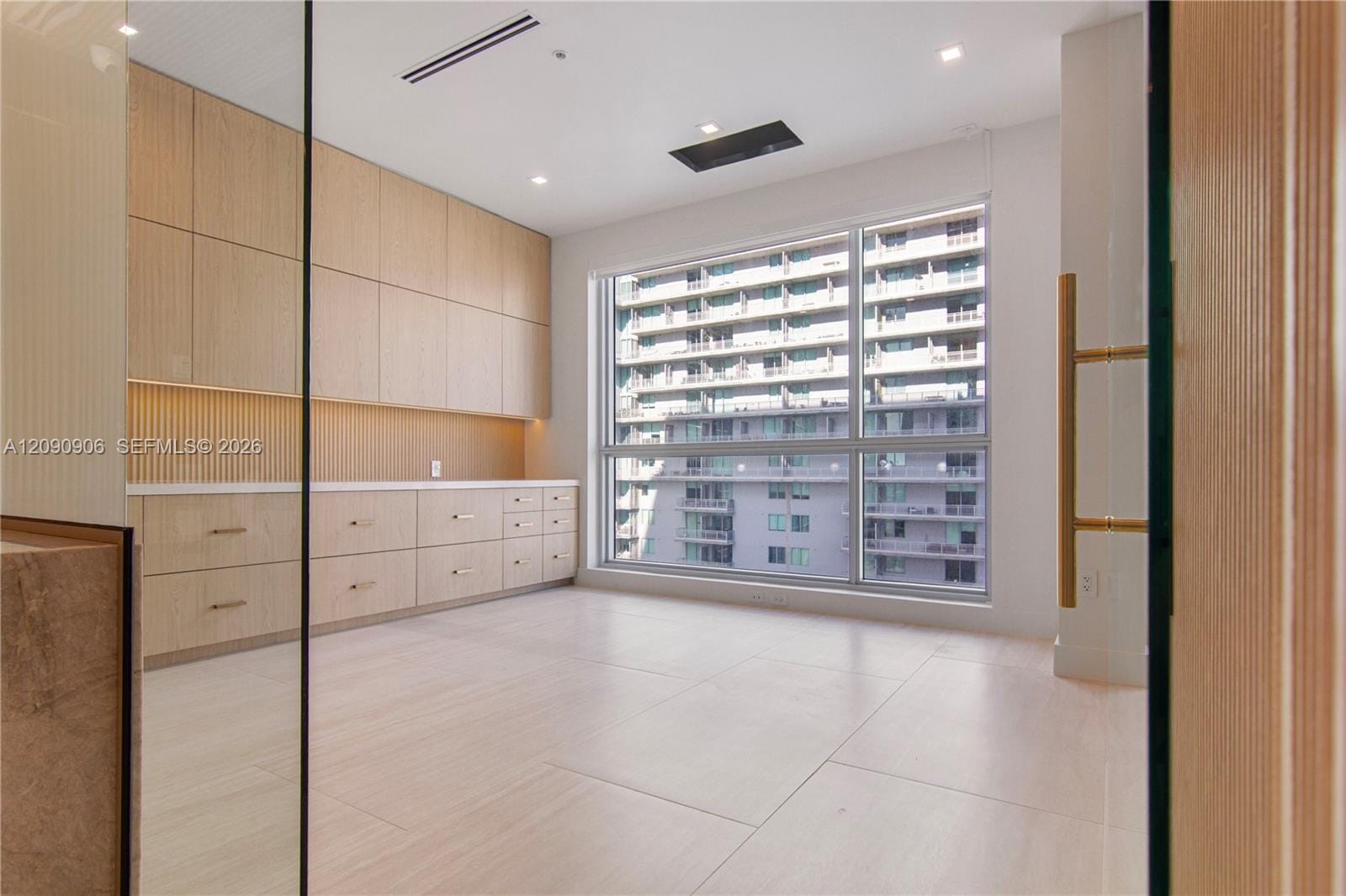 175 SW 7th Street 1710, Miami, FL 33130 photo 26