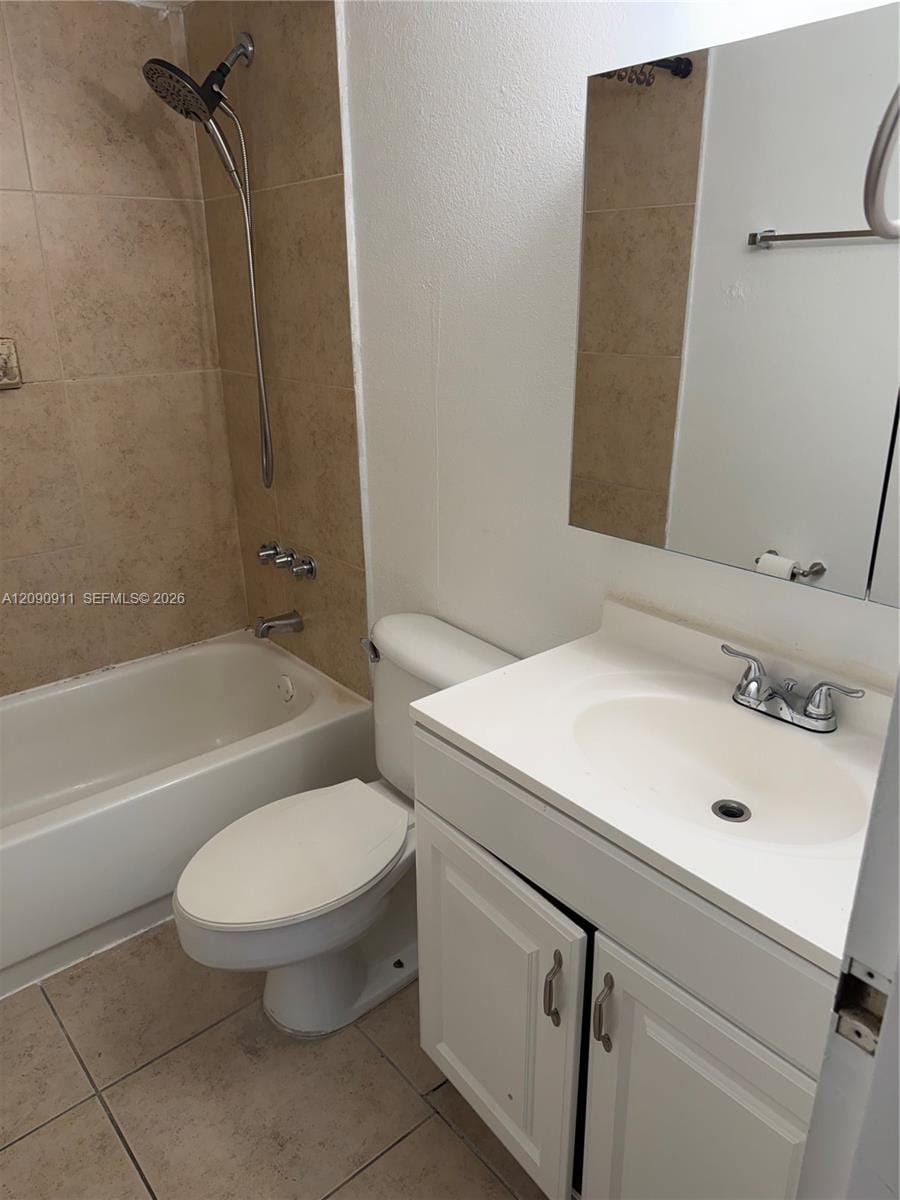 1805 Sans Souci Boulevard 413, North Miami, FL 33181 photo 8