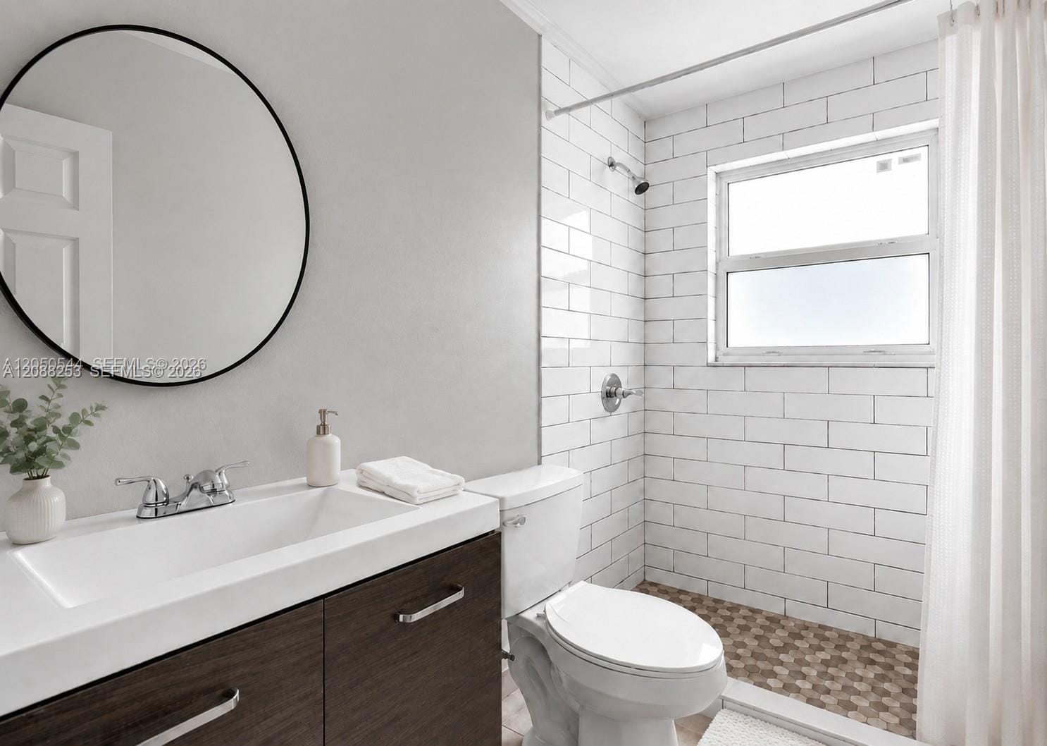 1245 W 24th Street 219, Hialeah, FL 33010 photo 3