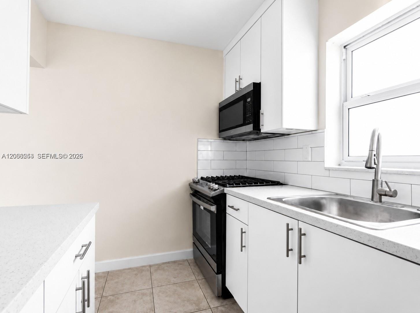 1245 W 24th Street 219, Hialeah, FL 33010 photo 7