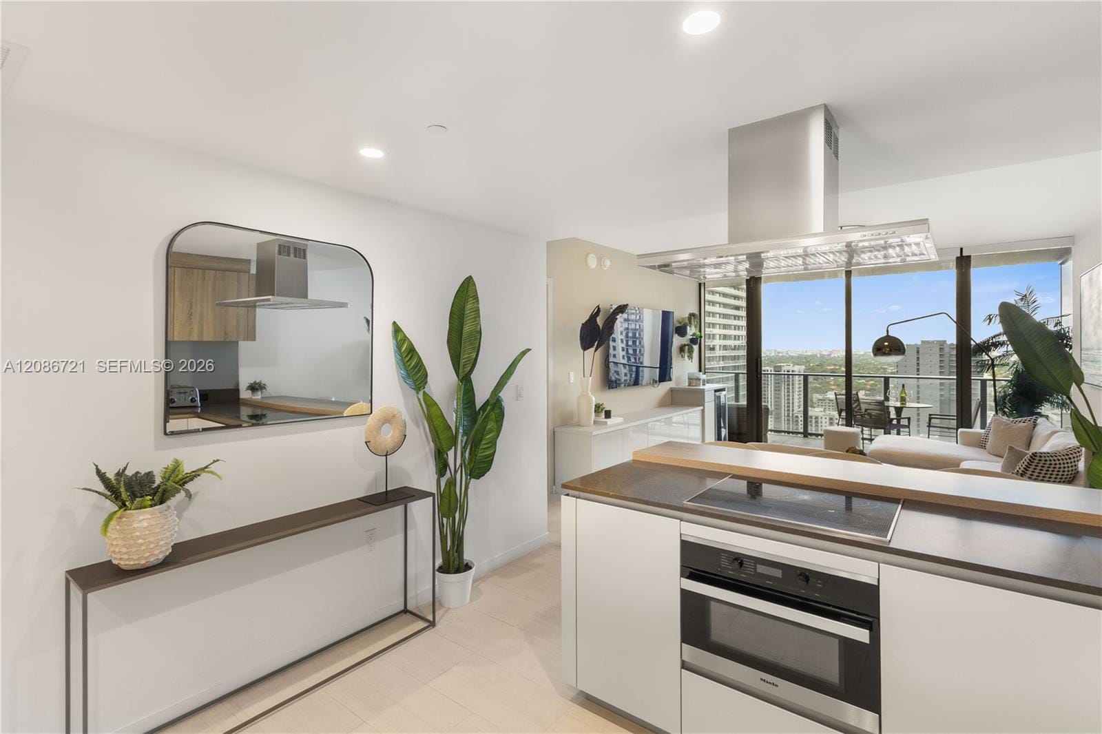 1000 Brickell Plaza 2704 — photo 4