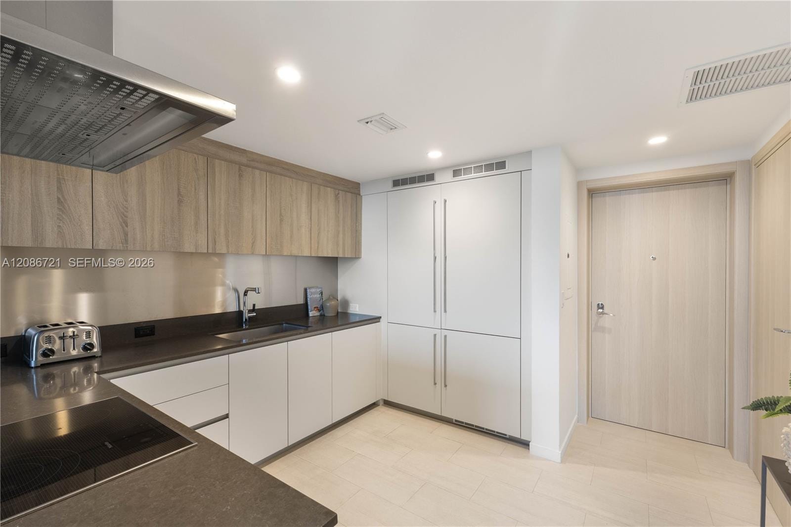 1000 Brickell Plaza 2704 — photo 7