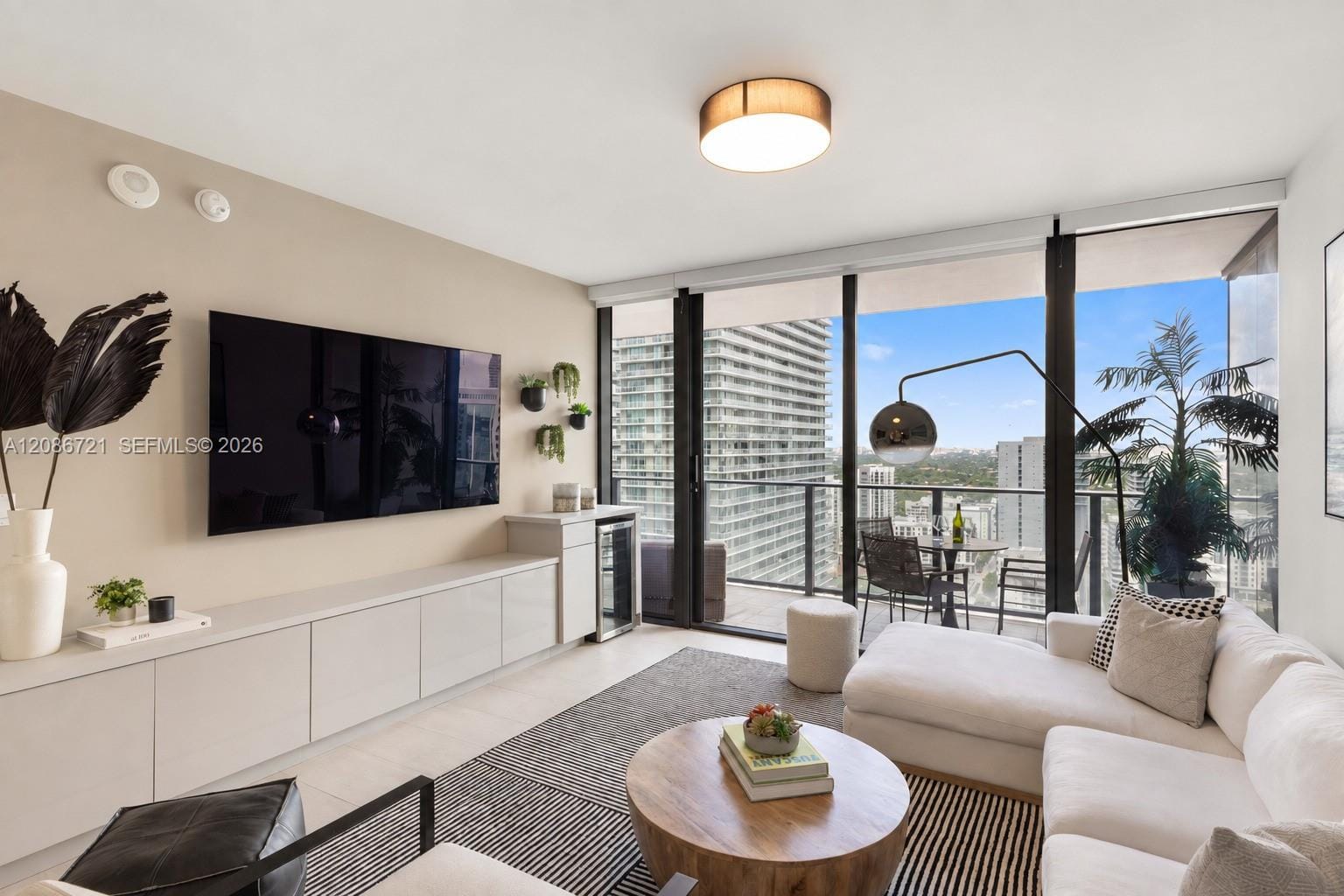 1000 Brickell Plaza 2704