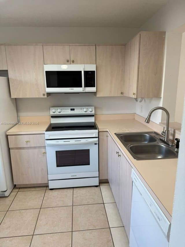 8740 N Sherman Circle 102, Miramar, FL 33025