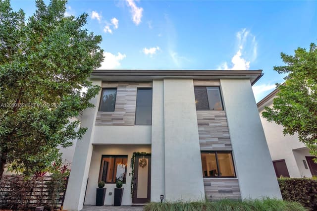 4363 NW 81st Avenue, Doral, FL 33166