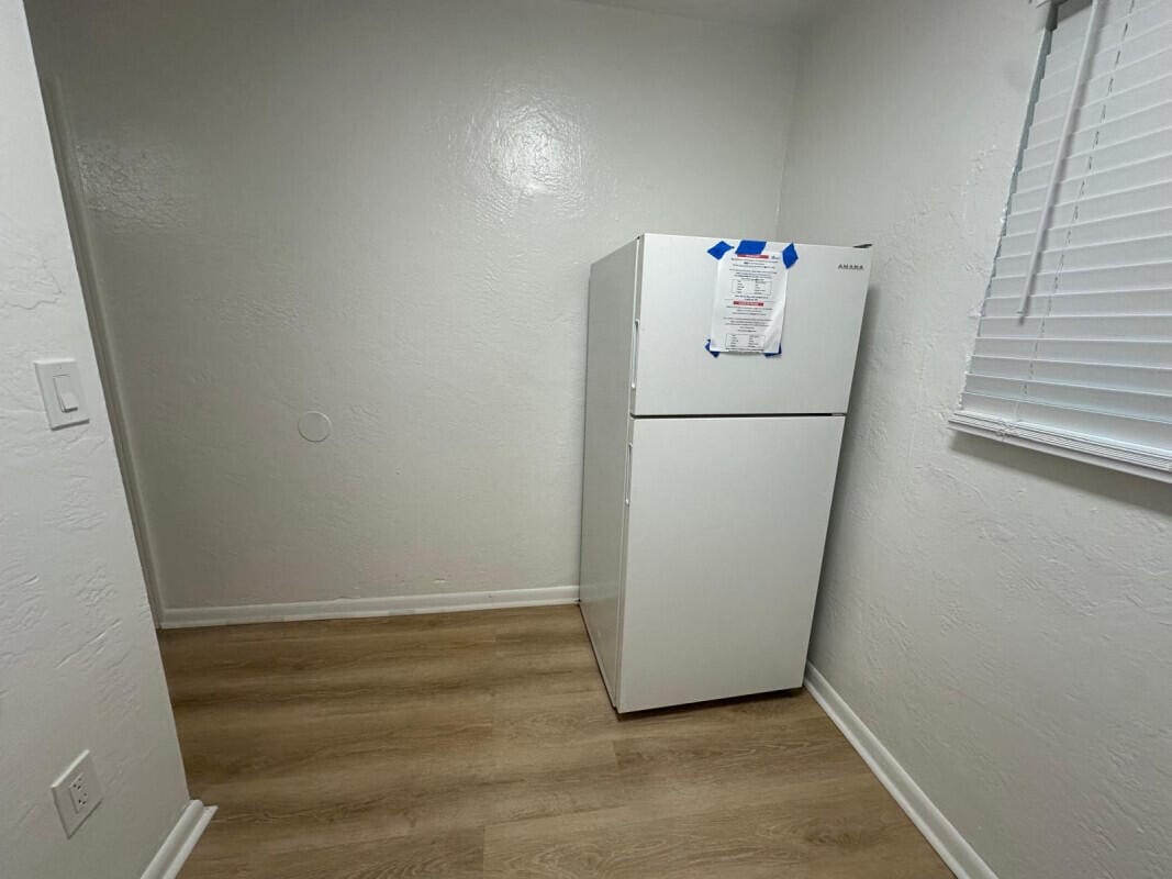 3631 Thomas Avenue 4 — photo 7