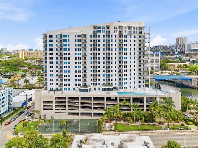 10 S River Drive 1703, Miami, FL 33130