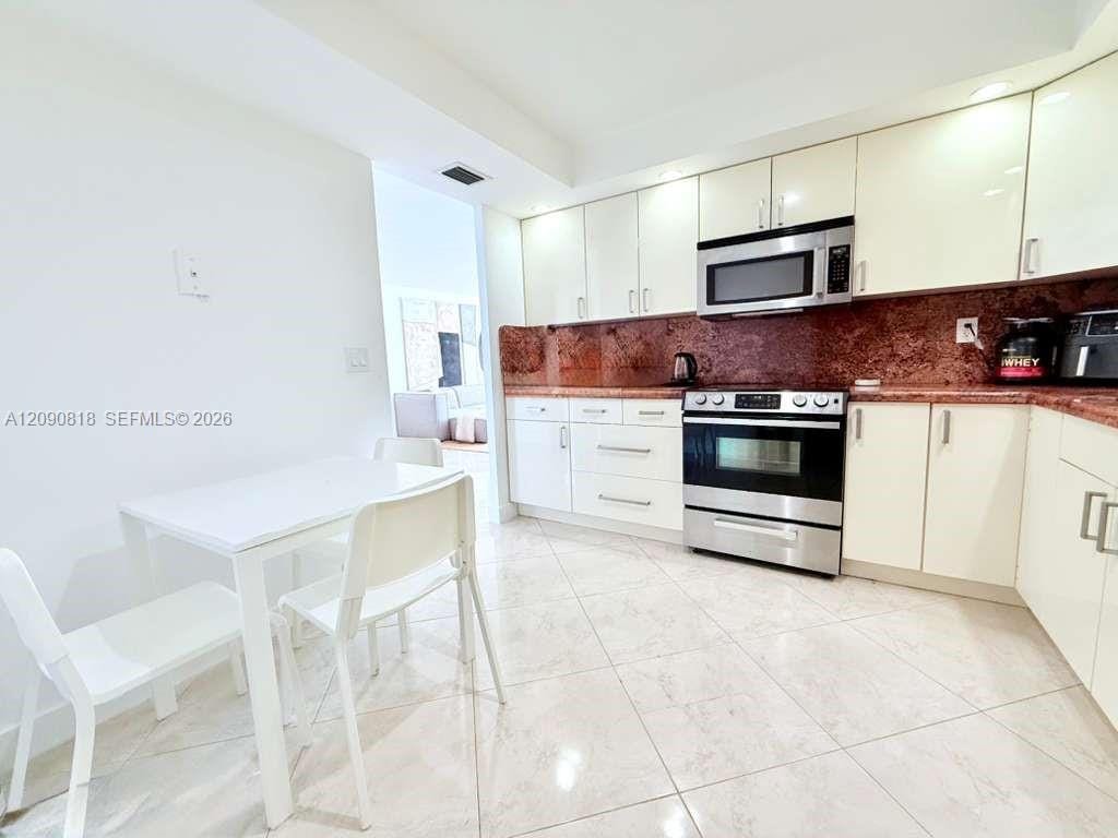 251 174th Street 1712, Sunny Isles Beach, FL 33160 photo 14