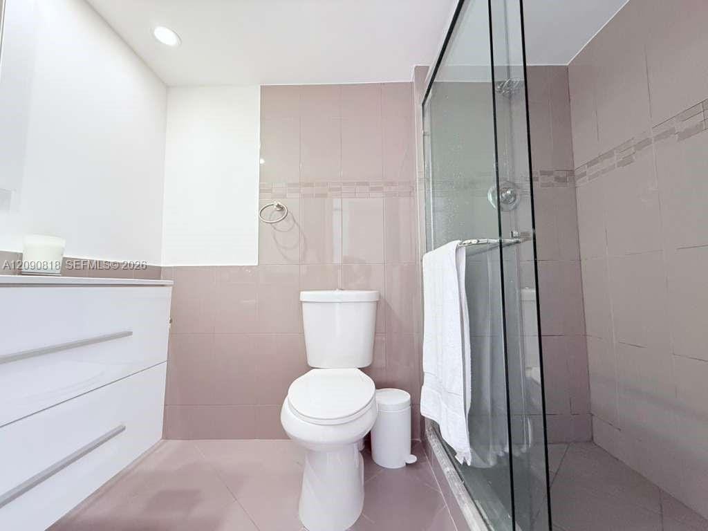251 174th Street 1712, Sunny Isles Beach, FL 33160 photo 27