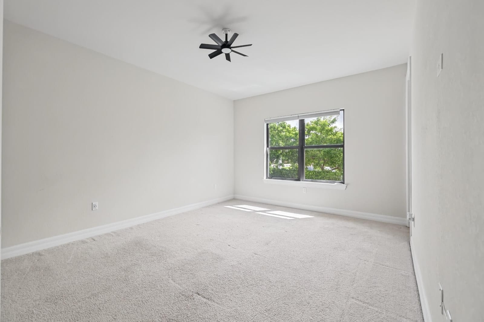4488 Appleton Circle E, Oakland Park, FL 33309 photo 18