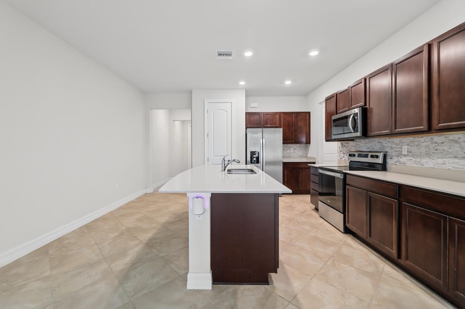 4488 Appleton Circle E — photo 7