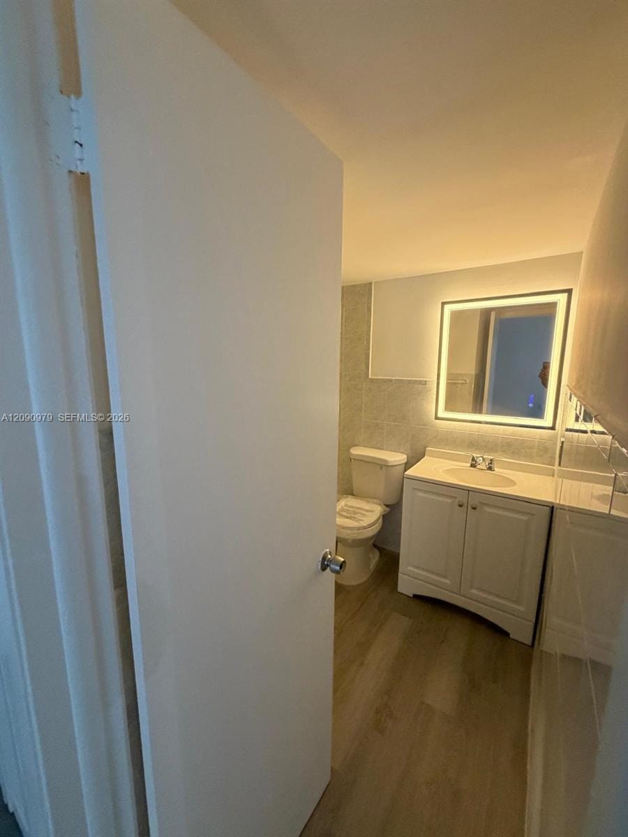 4725 NW 7th Street 110-3, Miami, FL 33126 photo 13