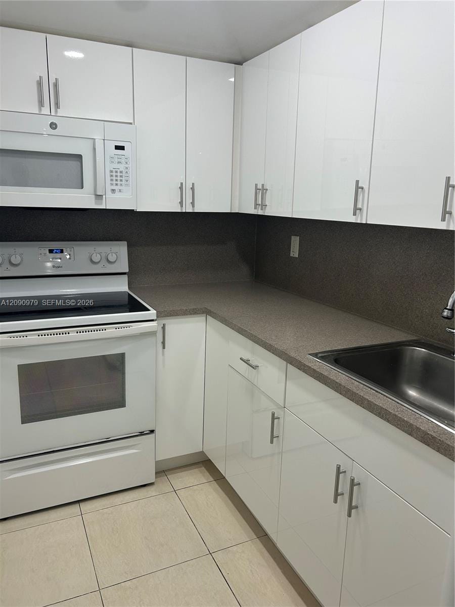 4725 NW 7th Street 110-3 — photo 5