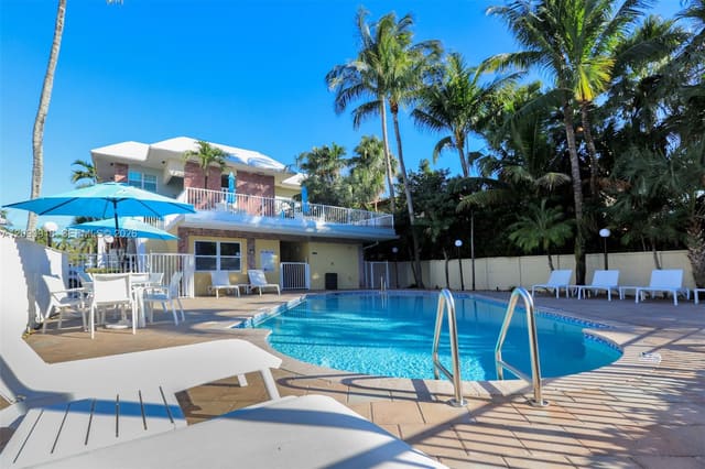 2424 SE 17th Causeway, Fort Lauderdale, FL 33316