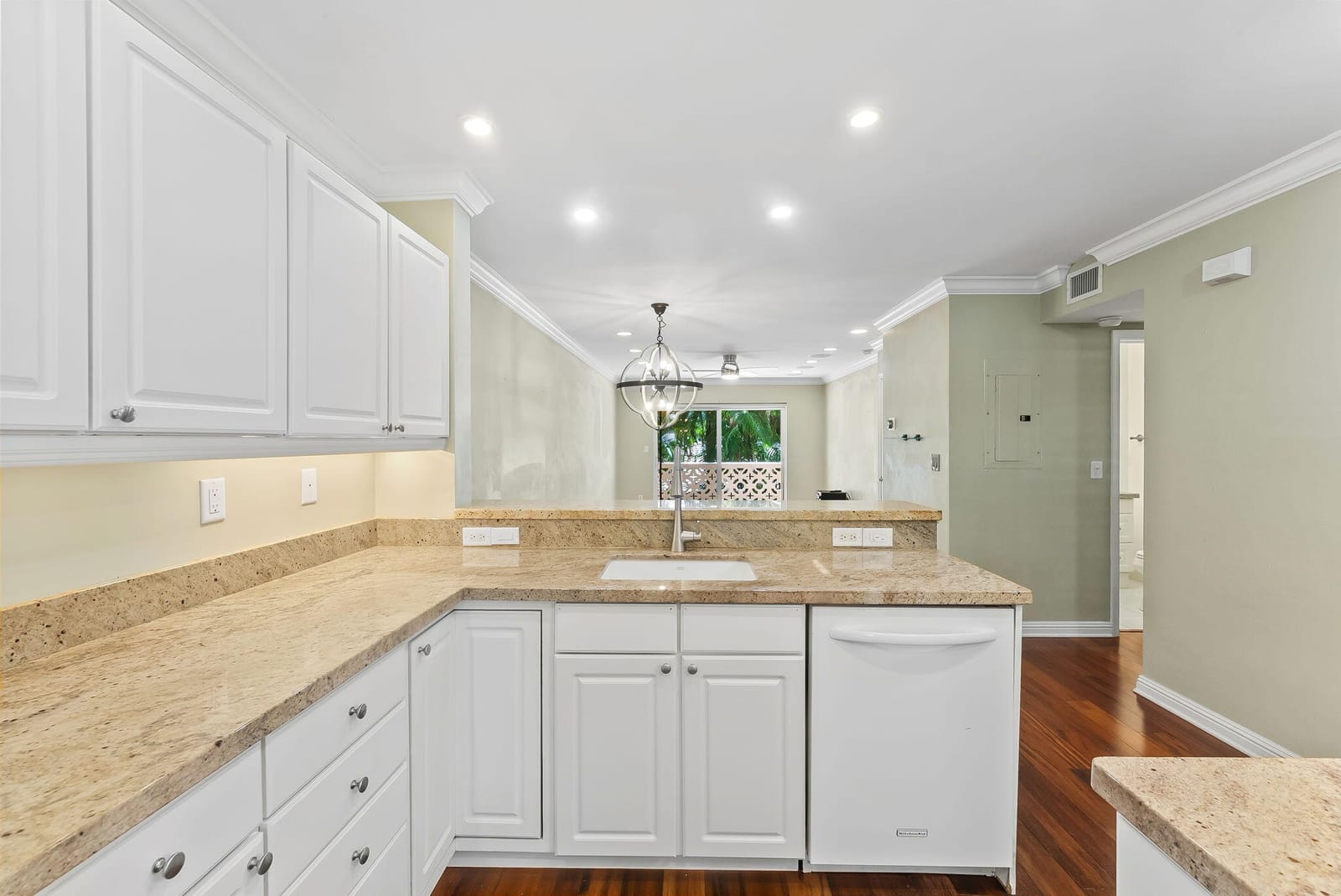 815 Middle River Drive 202, Fort Lauderdale, FL 33304 photo 6