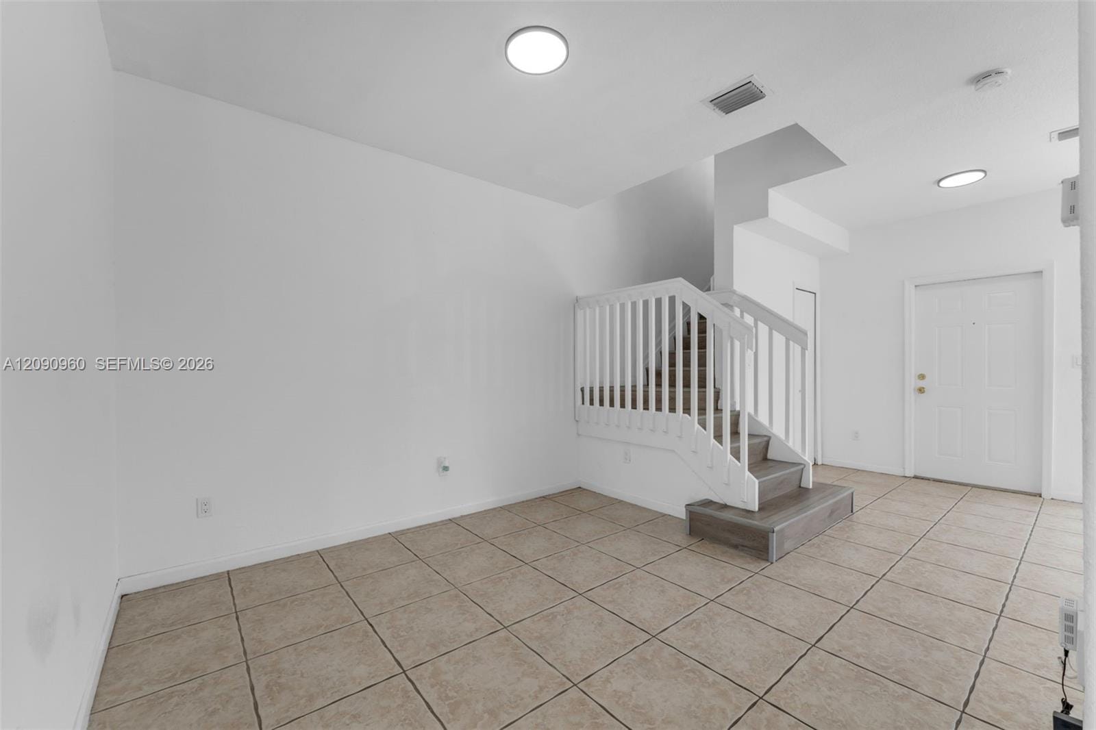 2712 SE 15th Place — photo 8