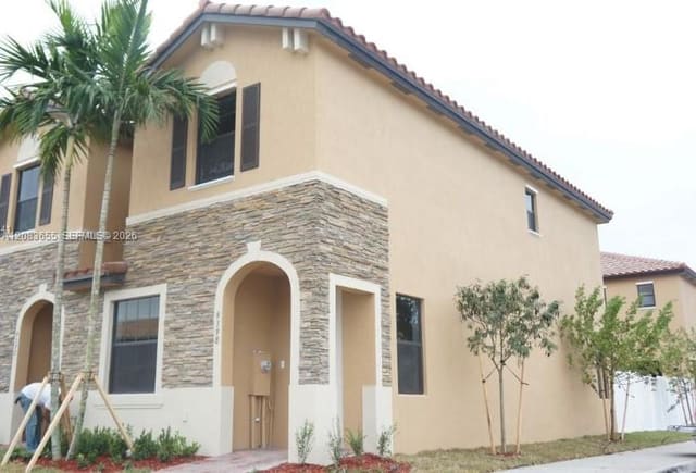 9398 W 32nd Lane 9398, Hialeah, FL 33018