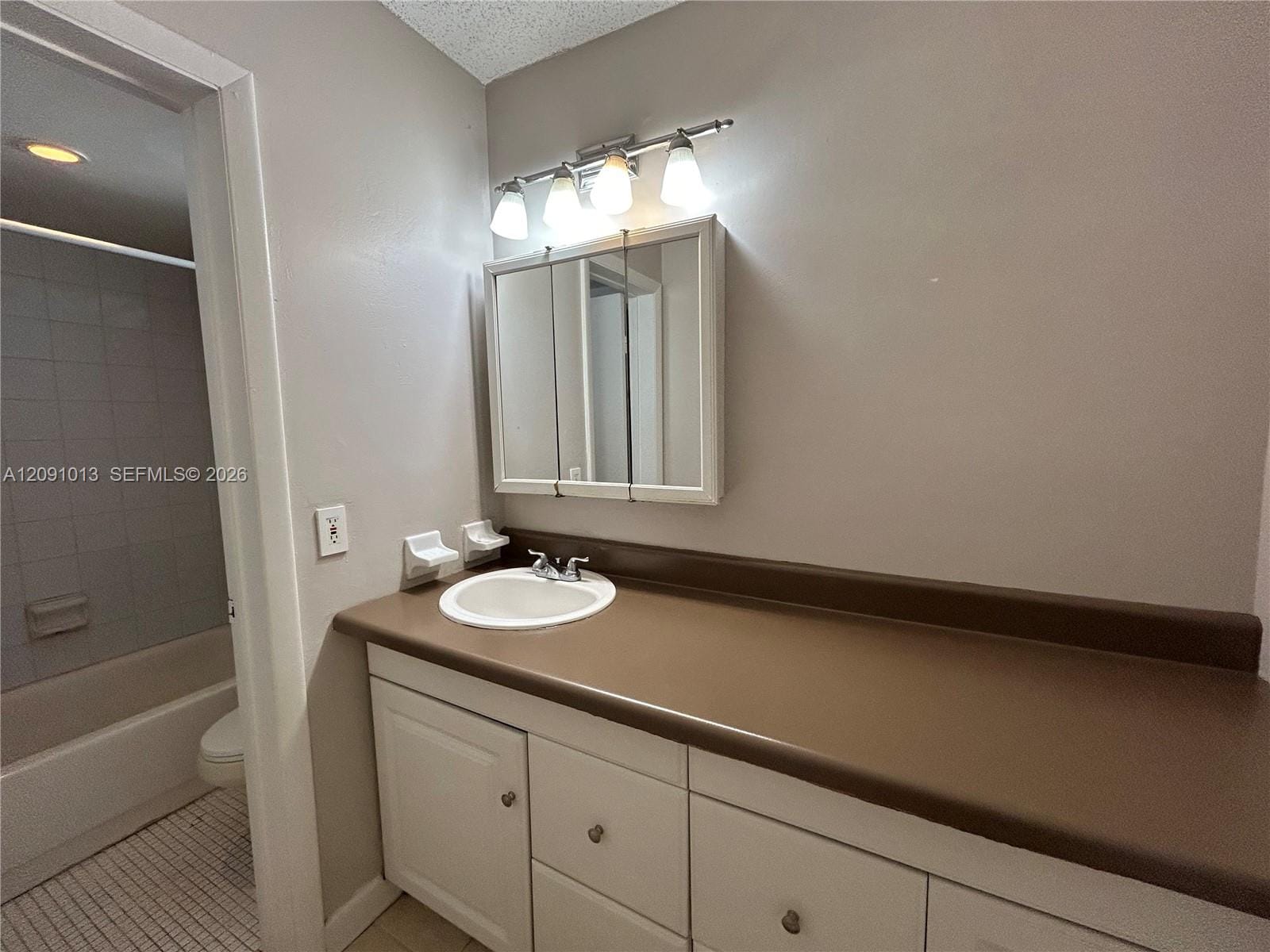 6505 Winfield Boulevard B-18, Margate, FL 33063 photo 12