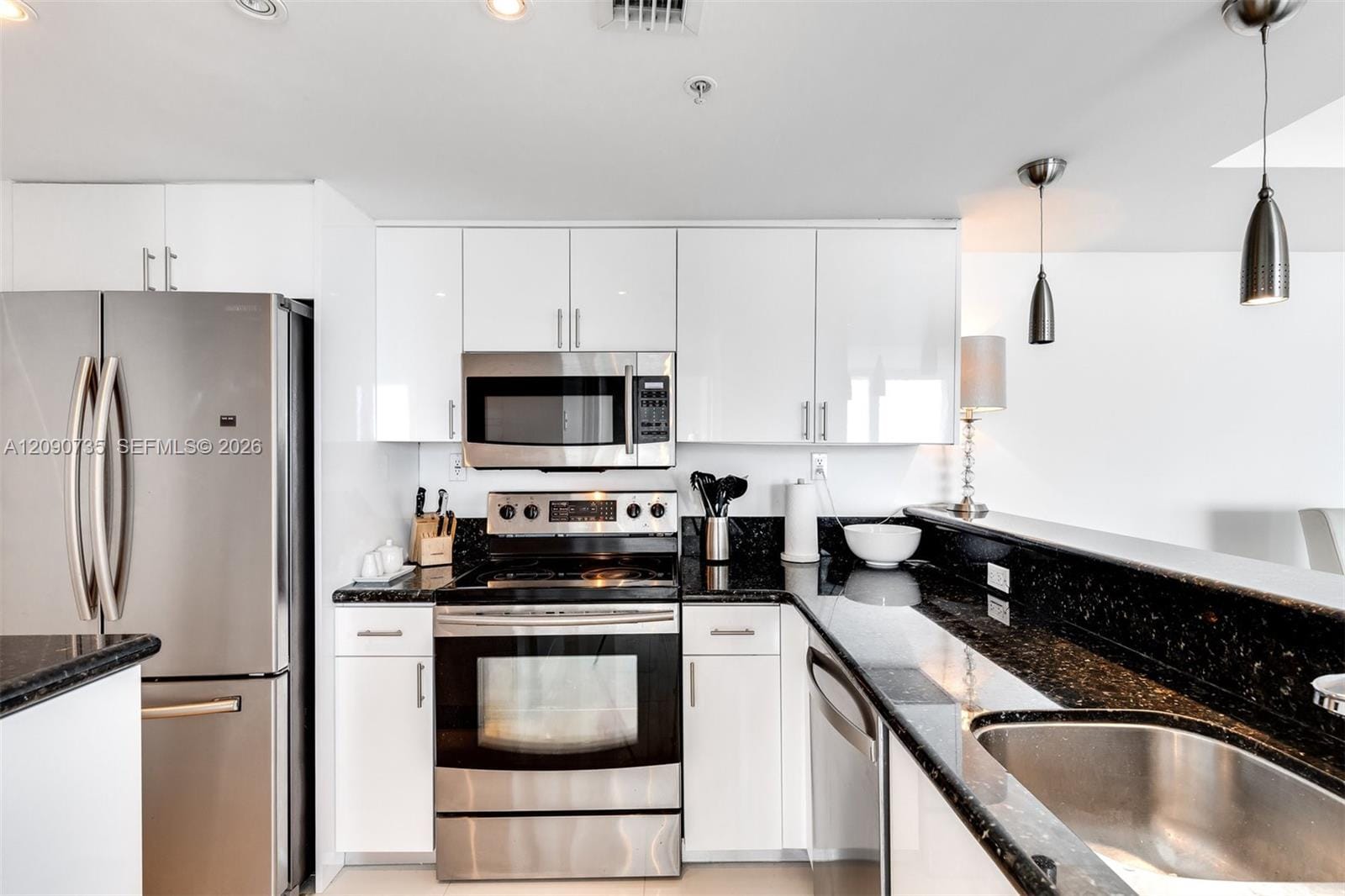 650 West Avenue 2710, Miami Beach, FL 33139 photo 11