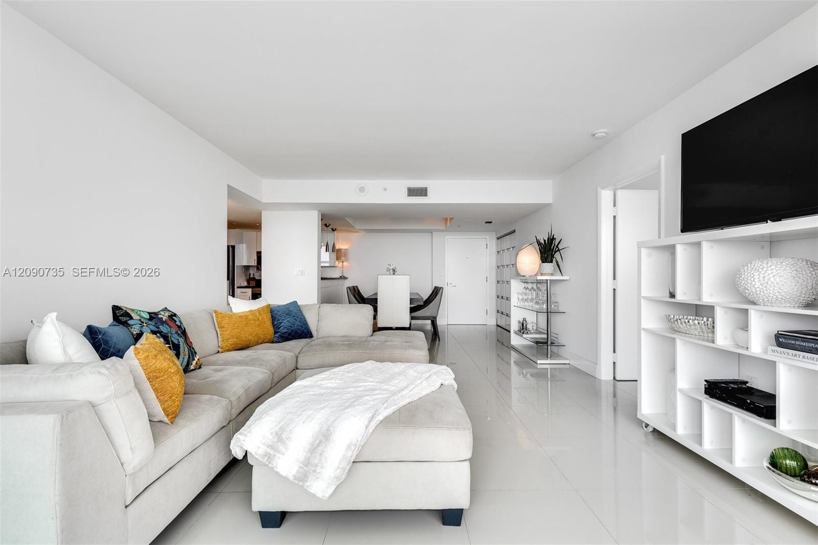 650 West Avenue 2710, Miami Beach, FL 33139 photo 3
