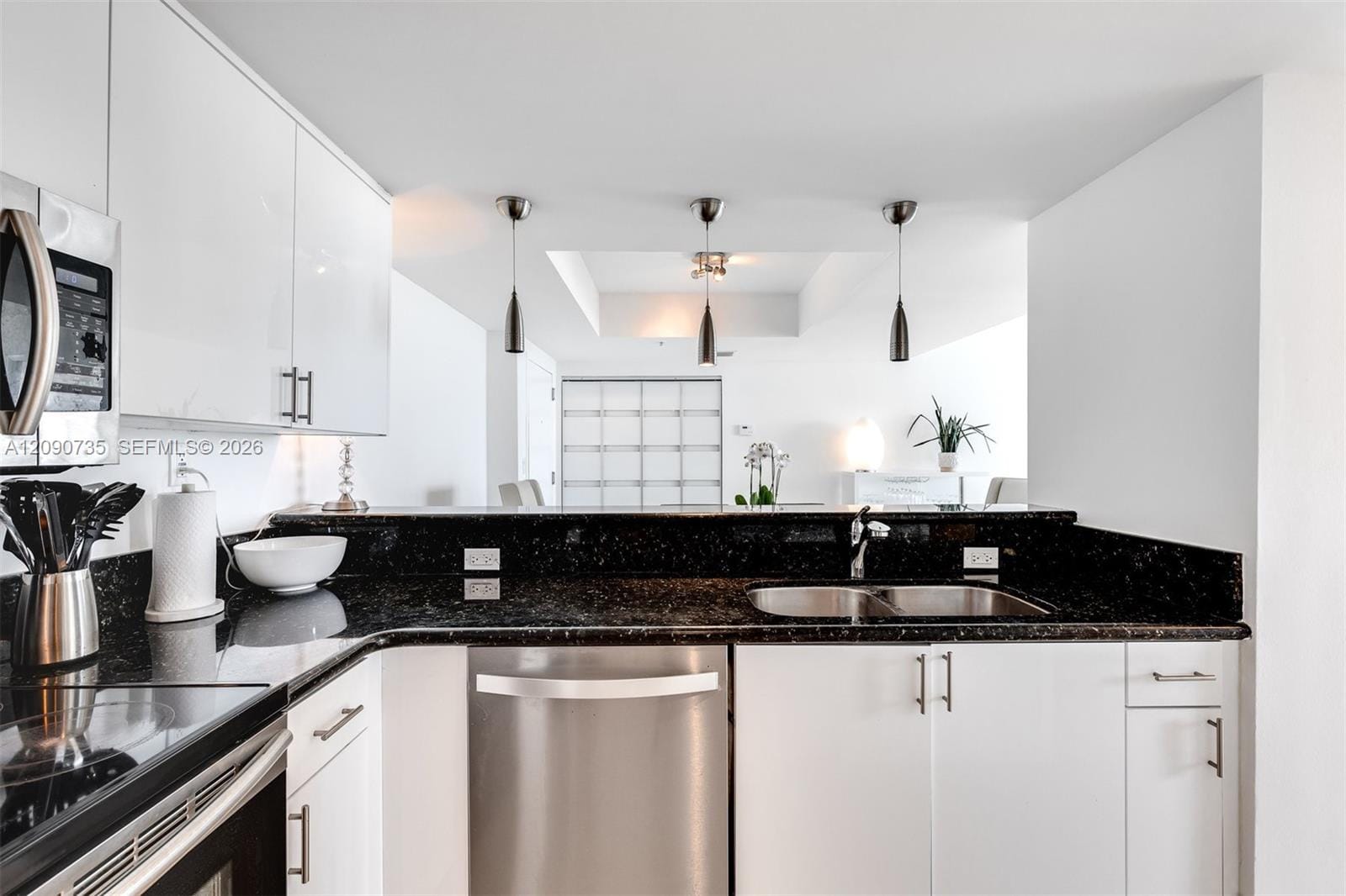 650 West Avenue 2710, Miami Beach, FL 33139 photo 10