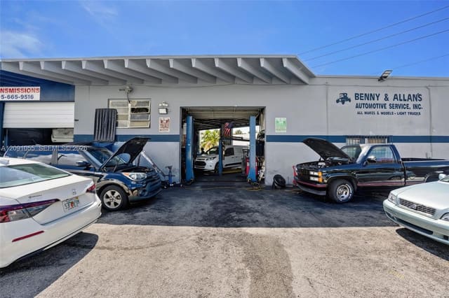 Profitable Automotive Profitable Automotive Shop With Over 25+ Years For, South Miami, FL 33143