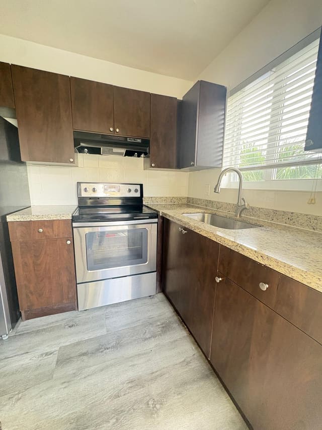 5829 NW 17TH Place 3, Sunrise, FL 33313
