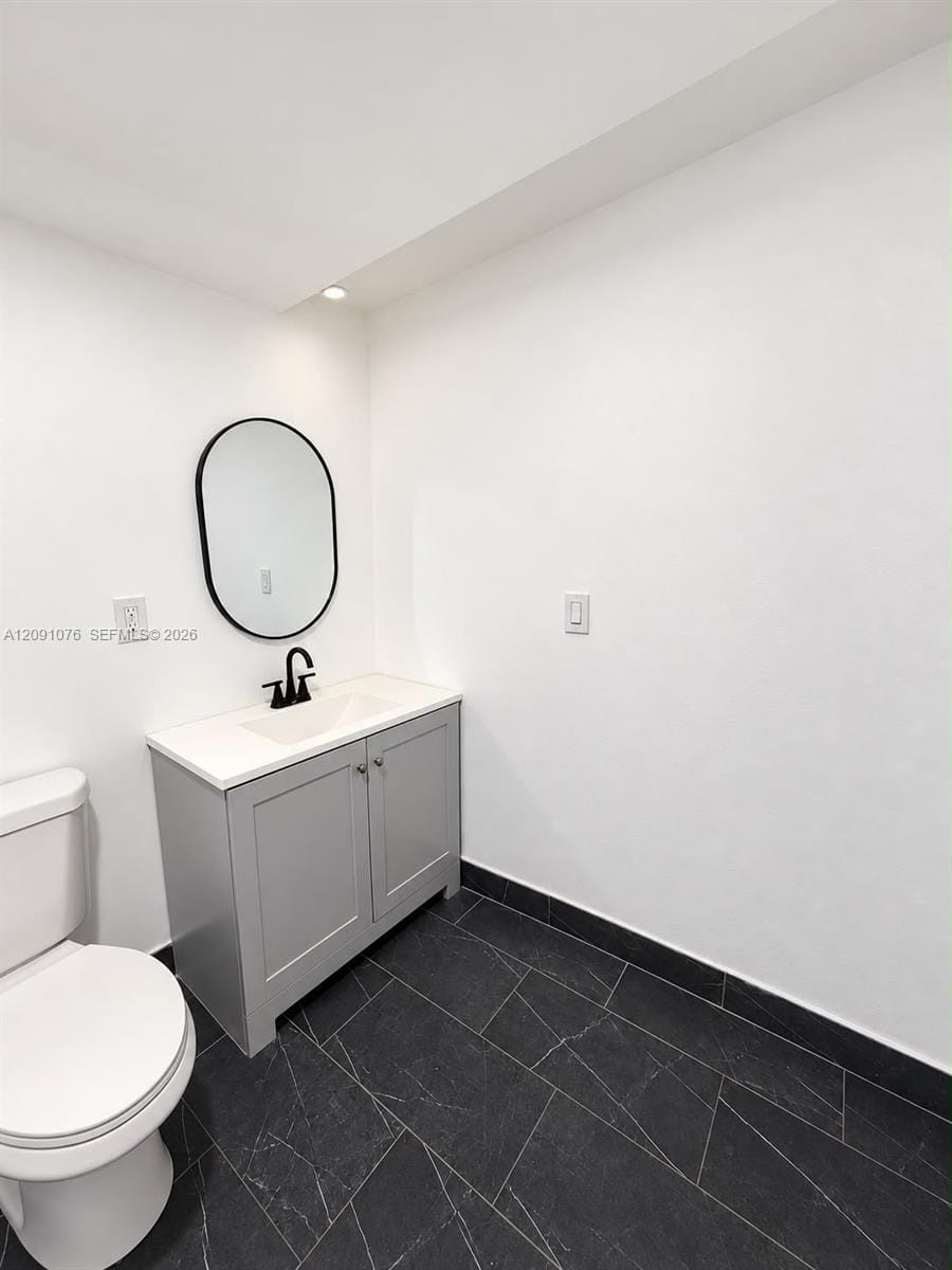 2331 Mckinley Street — photo 5