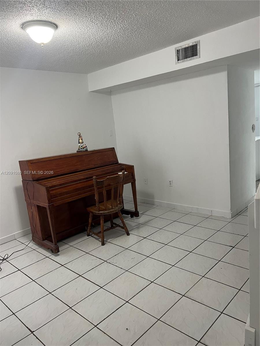 5366 W 26th Avenue 121 — photo 8
