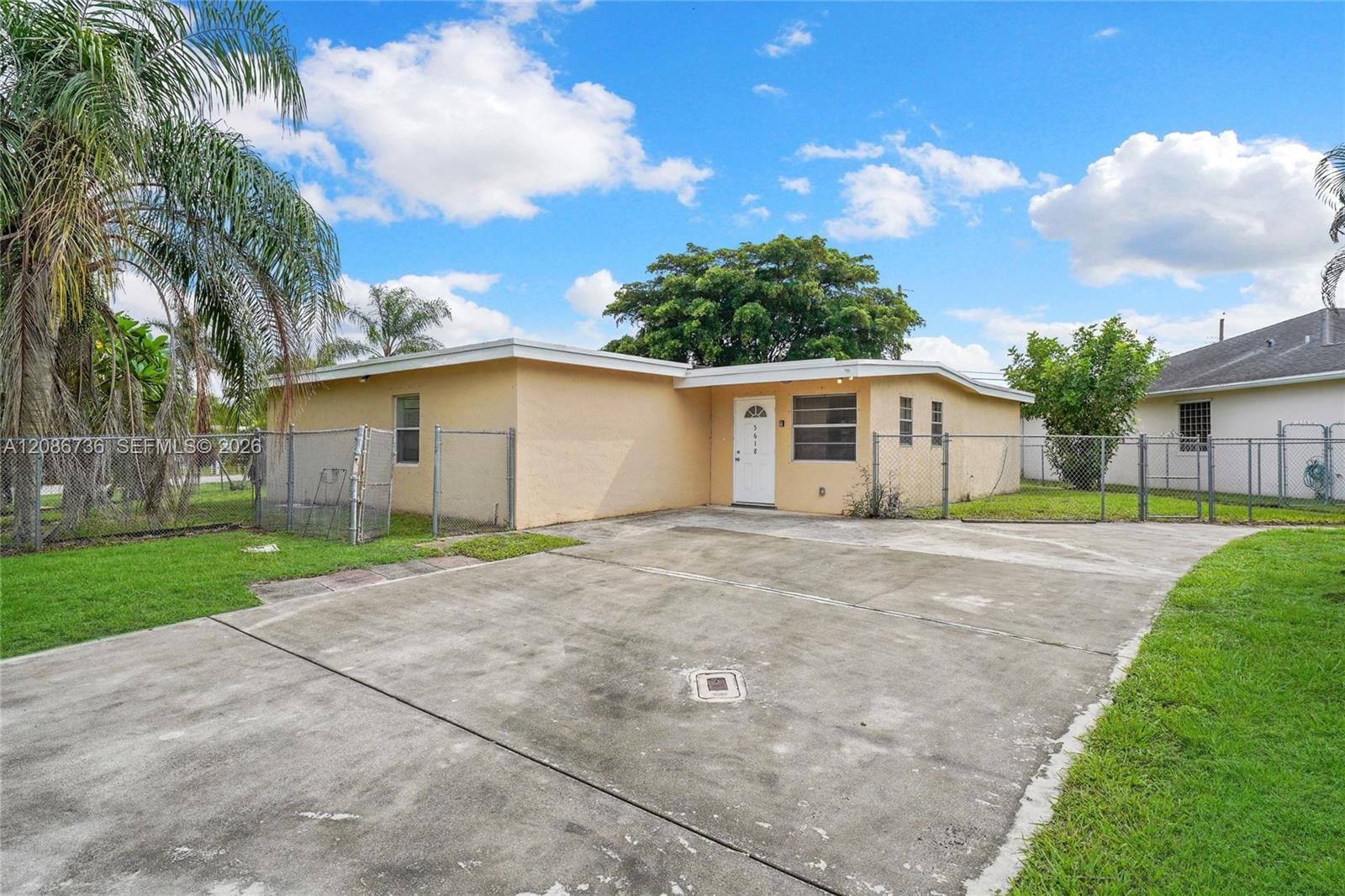 5618 Cinnamon Drive, West Palm Beach, FL 33415