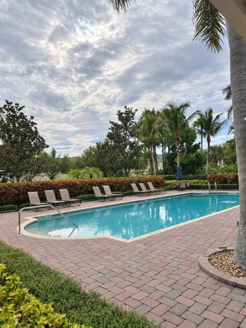 1571 SE HAMPSHIRE Way 102, Stuart, FL 34994 photo 15